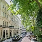 Beautiful 2-Bed Apartment With Private Elevator - Next To Winter Wonderland Hyde Park & Harrods